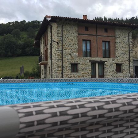 Etxeartzi Villa Arciniega Bagian luar foto