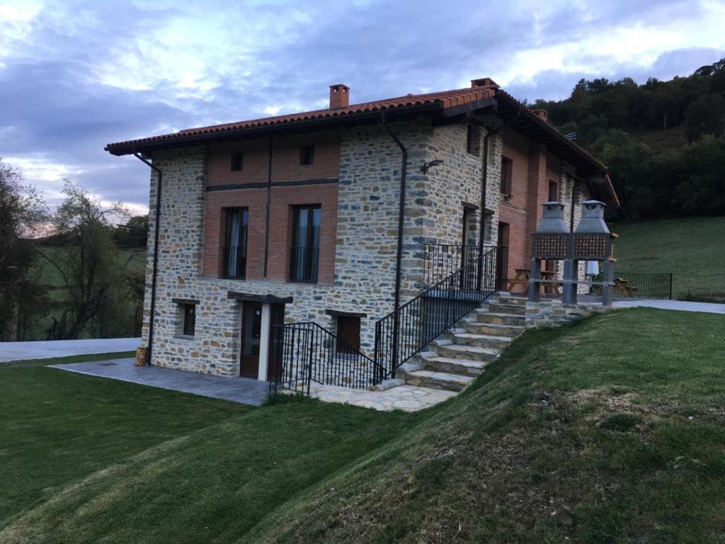 Etxeartzi Villa Arciniega Bagian luar foto