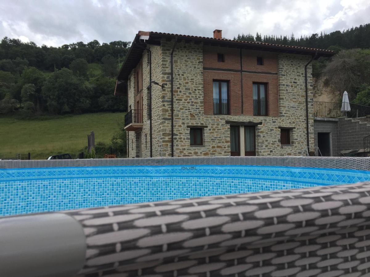 Etxeartzi Villa Arciniega Bagian luar foto